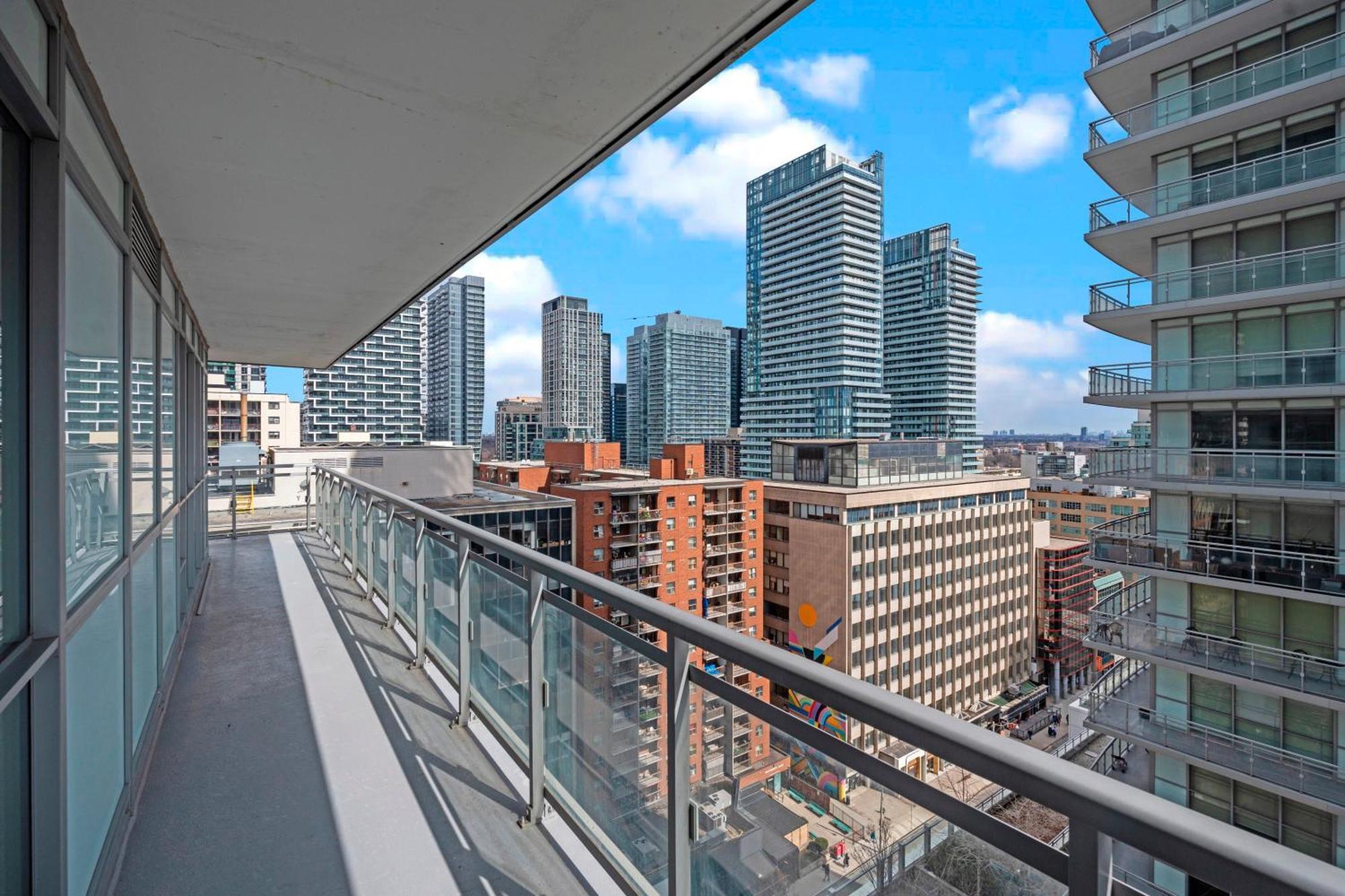 Modern Lillian St Apartments By Globalstay Toronto Buitenkant foto